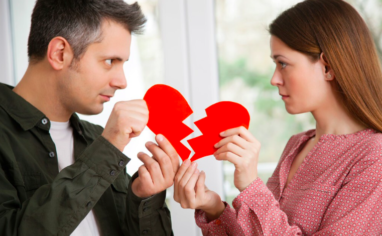 怒江离婚如何申请财产保全冻结对方账户